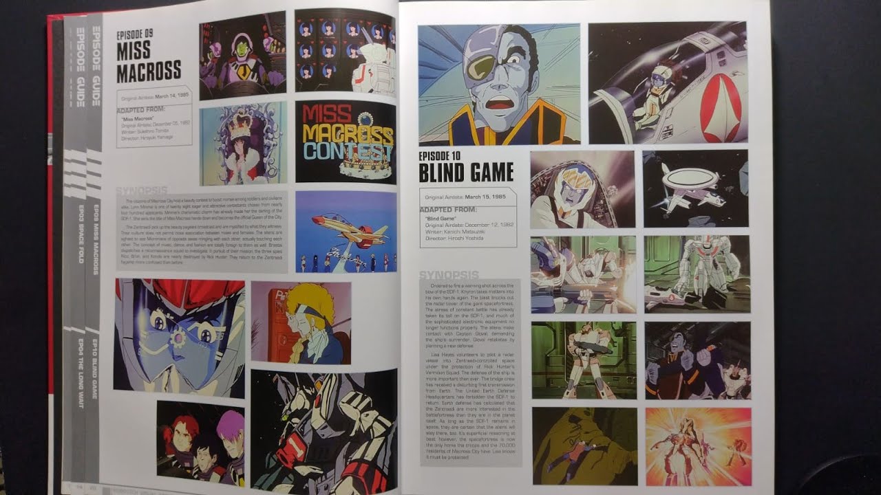 Hojeando libro Robotech Visual Archive: The Macross Saga con Rolman y César Córdova