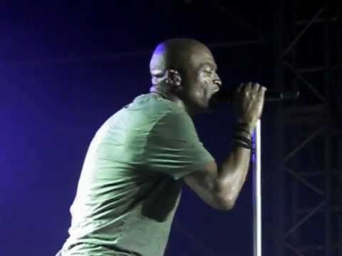 SEAL: It's A Man's World / The Weight of My Mistakes (MisterIdea.com)