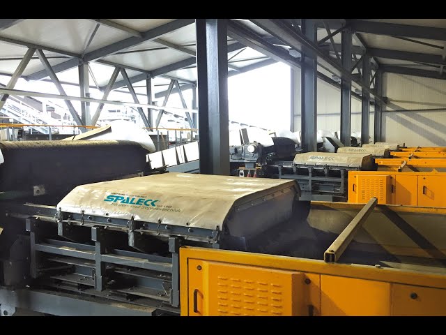 SPALECK ActiveCLEAN vibratory feeder slag processing / incinerator bottom ash treatment plant