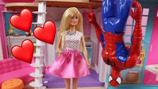 Barbie and Spiderman Toys Dinner Date