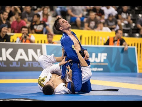 Gui Mendes vs Paulo Miyao | IBJJF Worlds 2014 | Art of Jiu Jitsu Academy