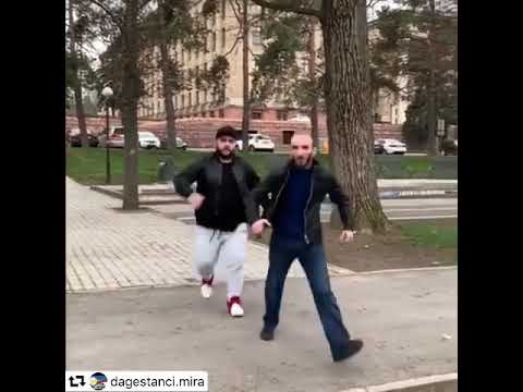 Сека и Омар Алибутаев