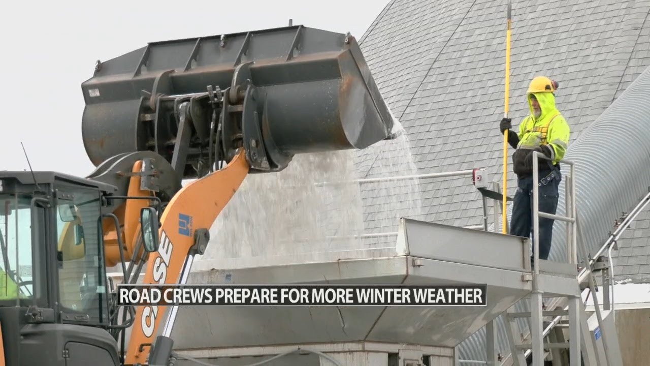Crews preparing roads ahead of more winter weather in the Louisville ...