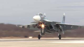 Возвращение летчиков палубной авиации Северного флота после обучения на тренажере НИТКА в Крыму