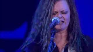 Katzenjammer @ Baloise Sessions 2015 13 Land of Confusion