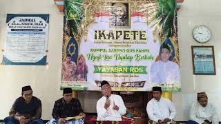 Gus Fahmi baca Kitab Risalah ASWAJA di Yayasan RDS saat acara IKAPETE 