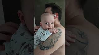 Обнимашки после обеда #baby #дети #малыш #семья #cutebaby #грудничок #декрет