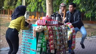 Download Lagu BOS MUDA KEPINCUT PENJUAL KOPI CANTIK VIRAL DI MEDSOS MALAH KETEMU CEWEK YG SUK PADANYA DAN AKHIRNYA MP3