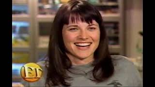 Entertainment Tonight and Extra - 2001-10-19