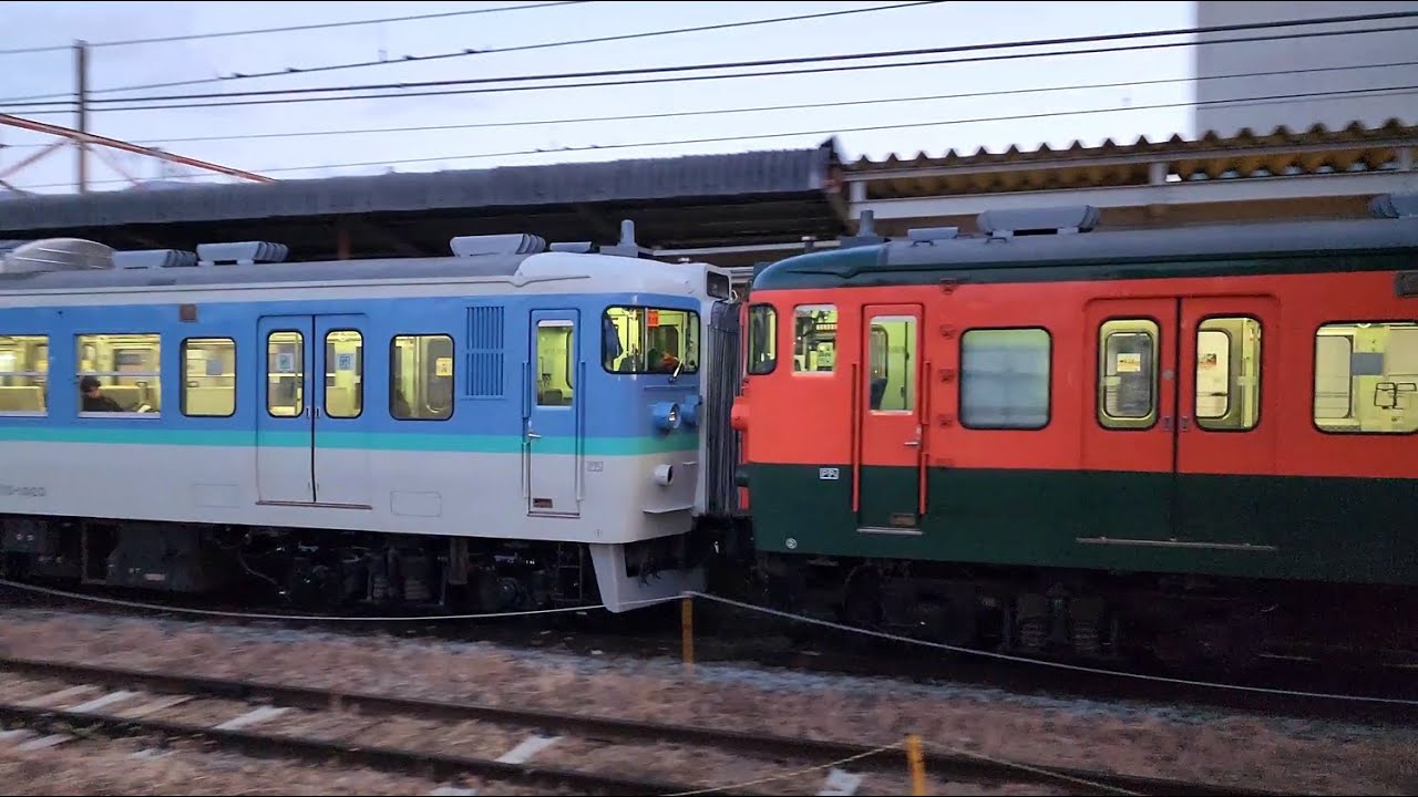長野色＋湘南色】早朝の上田駅で115系6両の普通2619Mを見物→しなの
