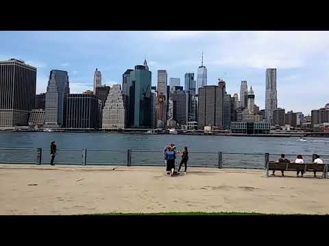 Video: Gentrifikacija Brooklyna, U 3 Praznične Zabave