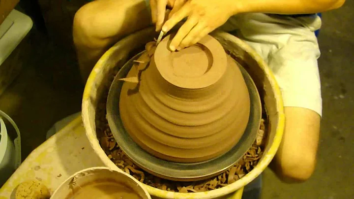Trimming a Bowl with David Beaulieu