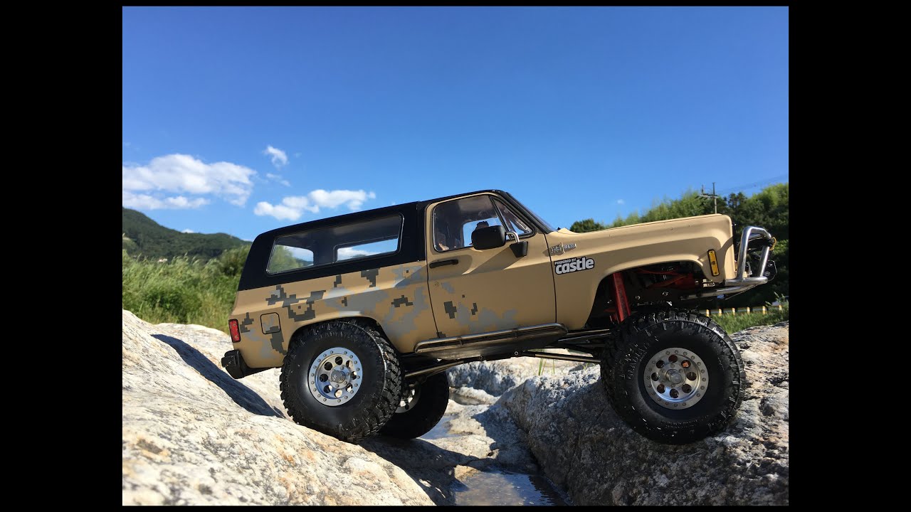 Gil's Rc -K5 Blazer first offroad!!! - YouTube