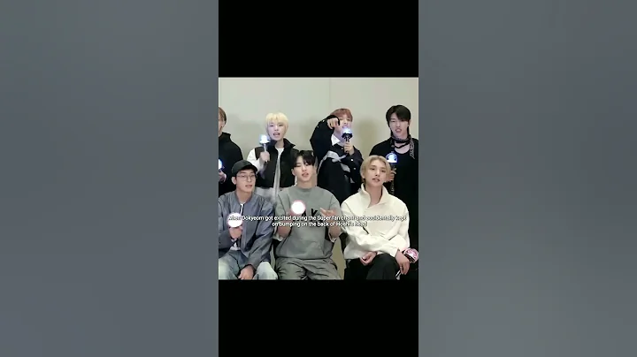 Hoshi went on smiling at it 😂 - [ #dk #dokyeom #hoshi #seventeen #gose #going_svt #goingseventeen ]