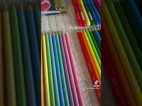 Perdón por la inactividad 😭 he estado más concentrada en TikTok, útiles escolares ✏️😋