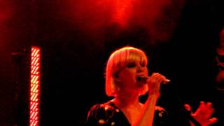 The Raveonettes - Forget That You&#39;re Young [live2011]