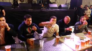 Concurso bebedor más veloz en el II Festival de Cerveza de Lugones 2013