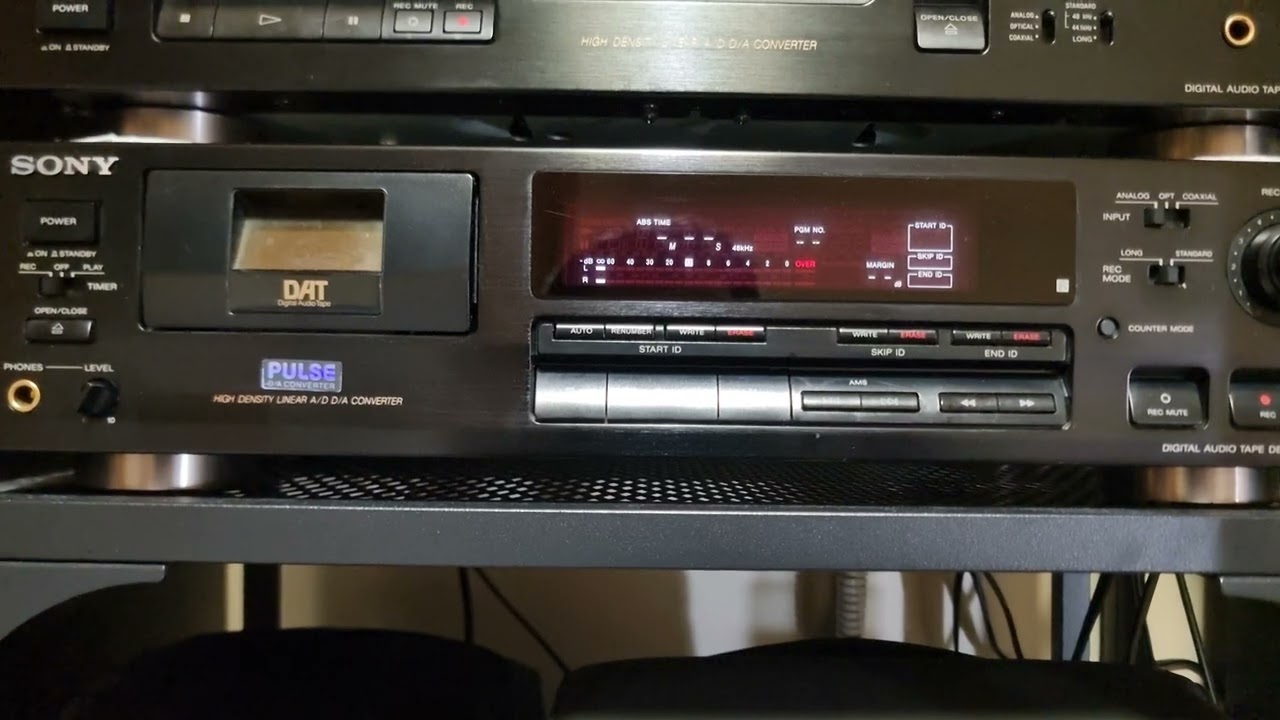 Sony DTC-690 | What is this problem? Any ideas welcome!