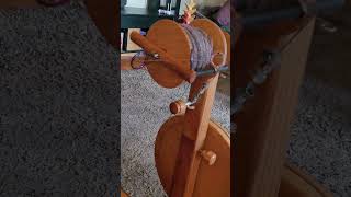 a close up for you! #spinningyarn #spinningwheel #handspunyarn #interesting #watchme #homespunyarn