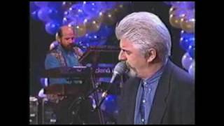 Video thumbnail of "Higher Ground with Michael McDonald"