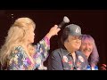 Gene Simmons’ Wife Hits Him on the Head on KISS Kruise!!🤯