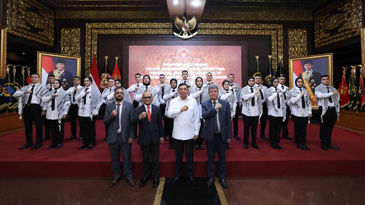 Menhan Sjafrie Sjamsoeddin  menerima 22 calon kadet mahasiswa dari Palestina.