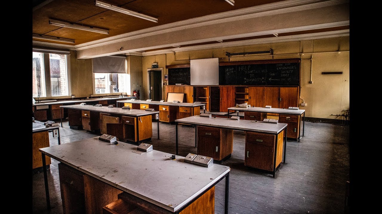 Abandoned University with Everything Left - Urbex Lost Places UK