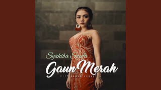 Gaun Merah