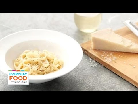 3-Ingredient Fettuccine Alfredo - Everyday Food with Sarah Carey