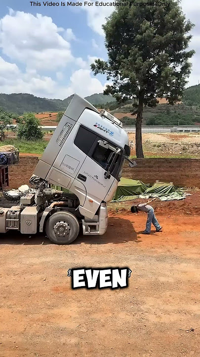 China’s Beautiful Hardworking Girl Truck Driver🤯 #short #china #beautiful  #girl #truck #facts