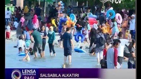 Jelang Malam Tahun Baru Pantai Ancol Dipadati Pengunjung