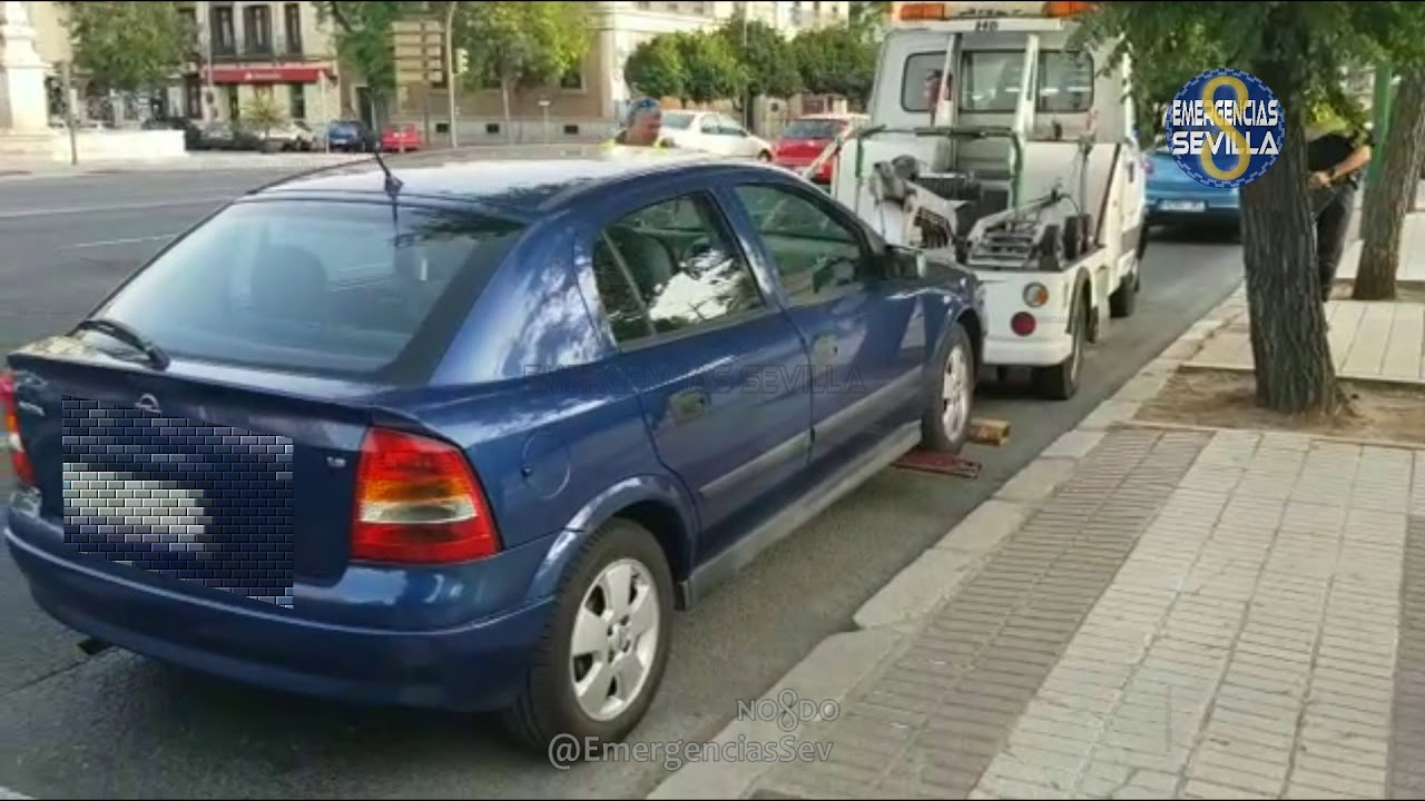 La Policía retiene el coche de Boza tras su detención roseola