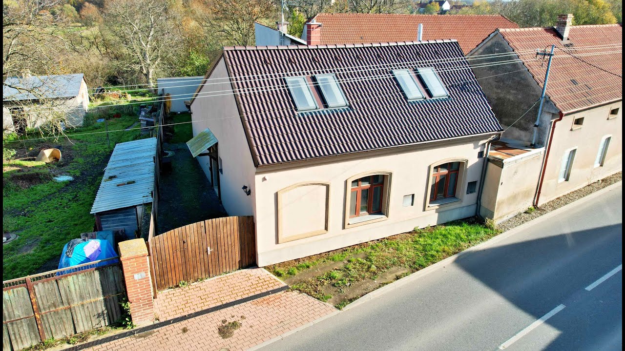 Remax 4 You Mělník? RD Obříství3Černý/Černá YouTube