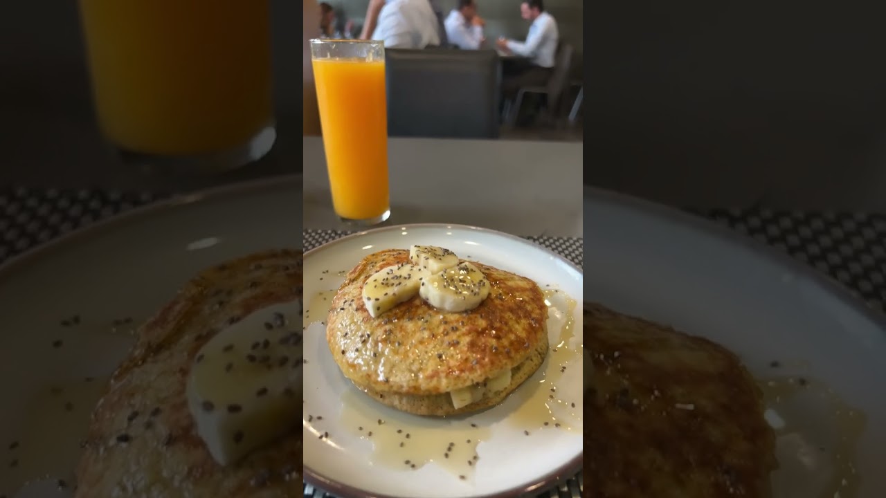 After the gym pancakes + honey 