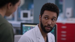 Sneak Peek: Ndugu Draws Some Attention - Grey's Anatomy