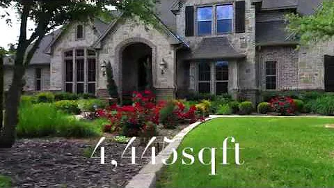 NEW LISTING with LISA G. CARAWAY