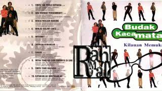 Budak Kacamata - Cinta Tak Perlu Dipaksa (lirik)