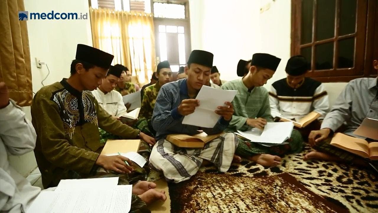 Jelajah Pesantren  Sowan ke Pesantren Al Anwar Sarang