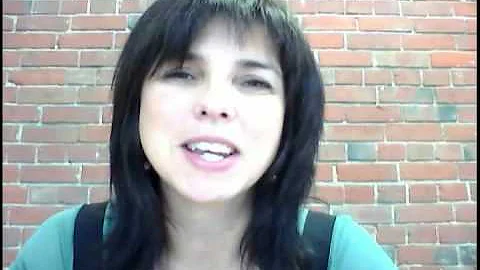 Say hello to Andrea from MiniMonos!
