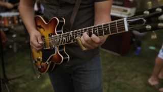 Vignette de la vidéo "The Bros. Landreth • Tappin' On The Glass"