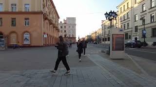 Минск, идем от Ляховский сквер через стадион Динамо к национальный художественный музей искусств РБ