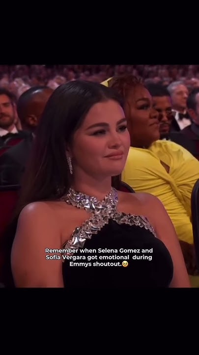 Selena Gomez and Sofia Vergara crying at the emmys?!?😱😭💔 #selenagomez #