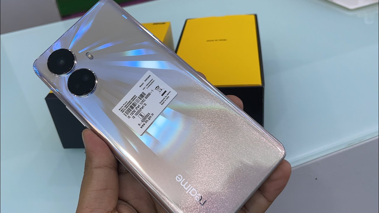 Realme 10 Pro Plus Unboxing and Quick Look - Great Phone, One