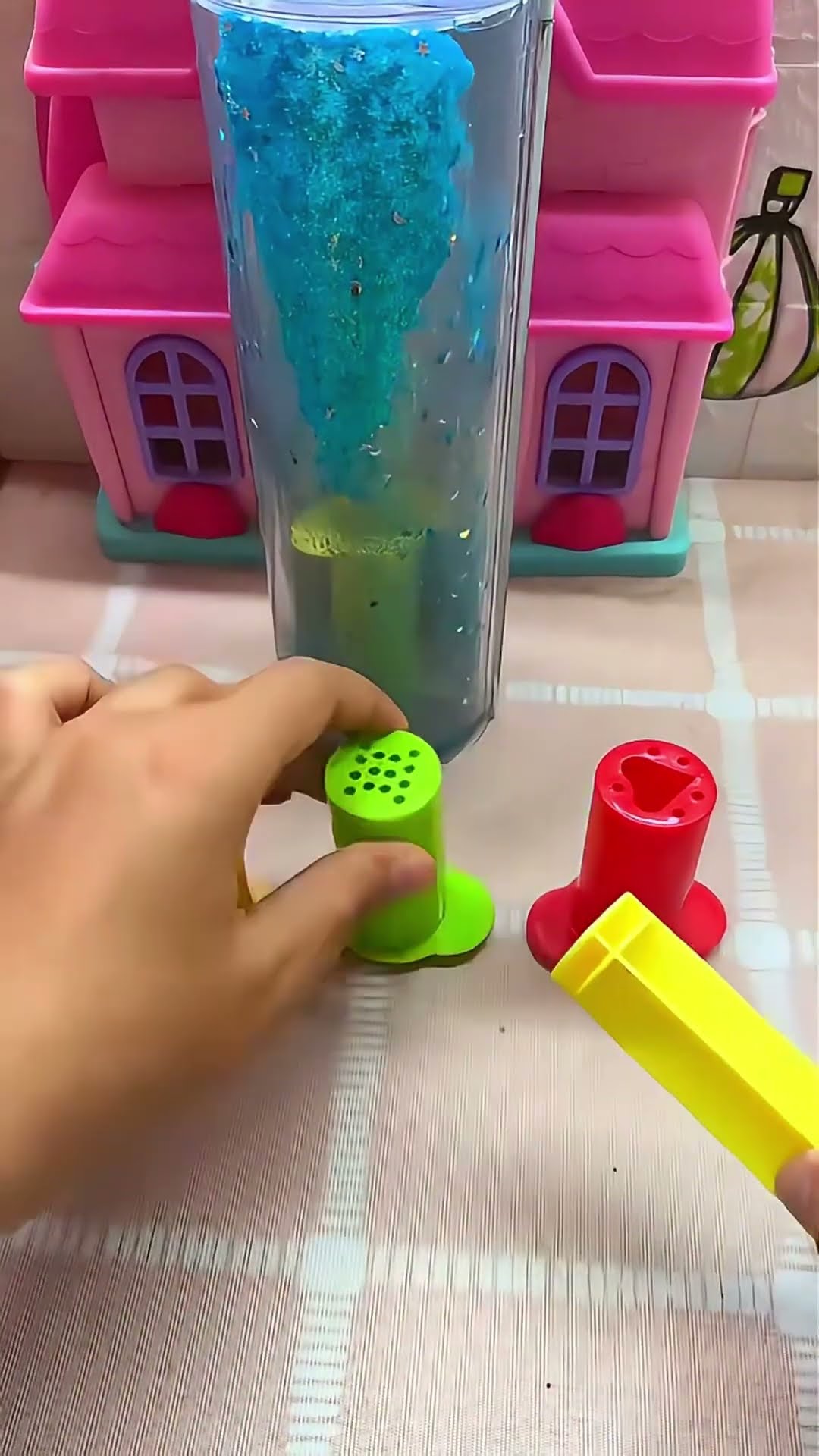 Hello Kitty Kindergarten Playset - YouTube