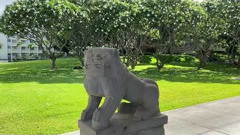 University of Hawai’i at Mānoa - A Walk Around