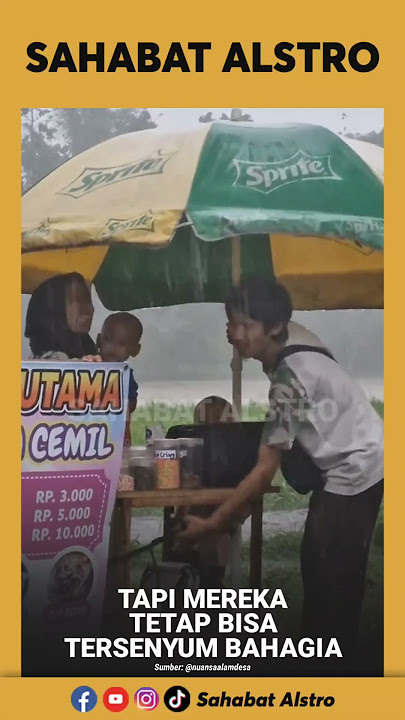 SELLING TAKJIL 1 This Family Was Drenched in Rain and Hadn't Sold Yet, But They Were Still Able t...