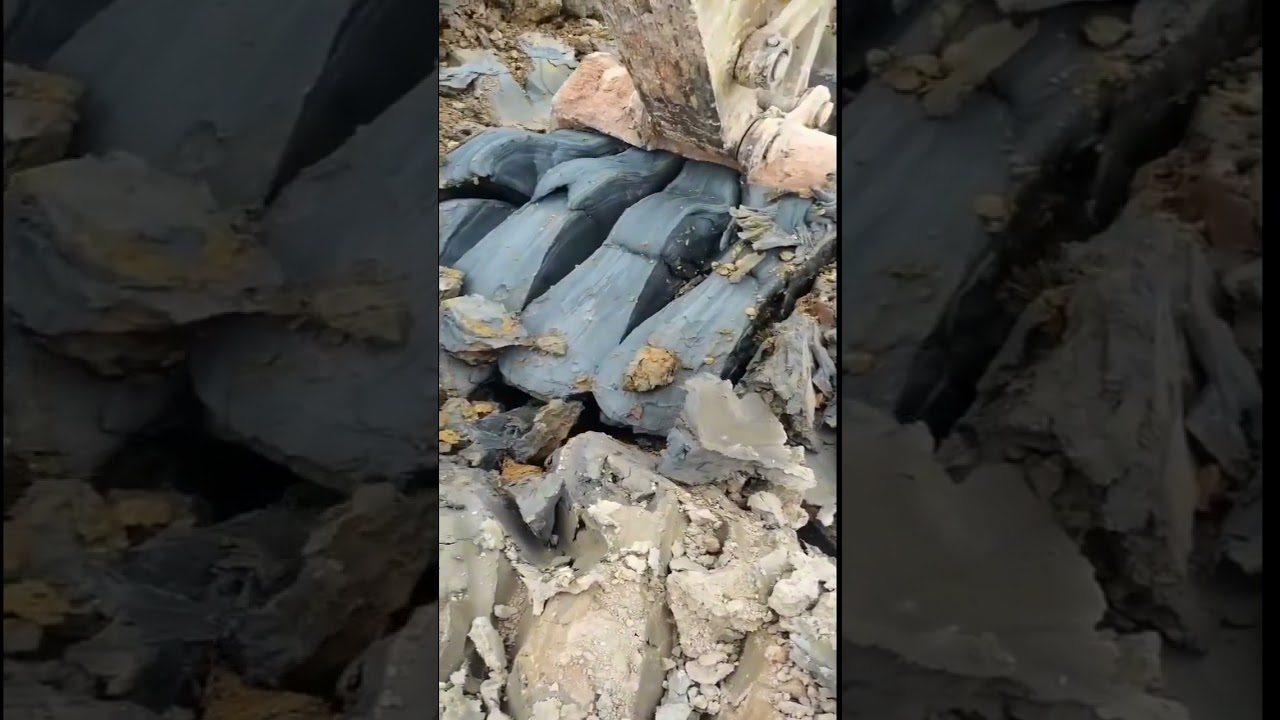 Sticky mud || Sticky mud 