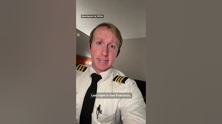 Pilot explains the real reason phones need to be in airplane mode