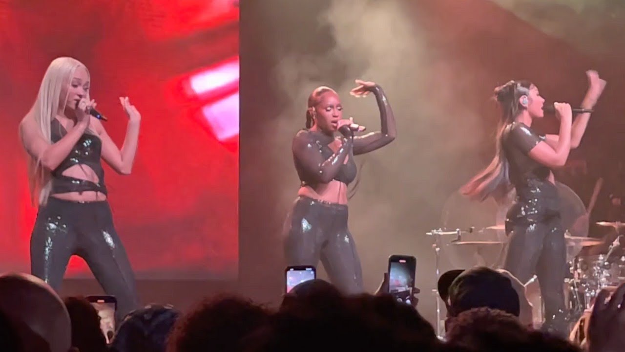 FLO Slays Their First New York City Concert at Webster Hall! - YouTube