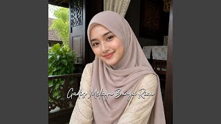 Gadis Melayu Bunga Riau